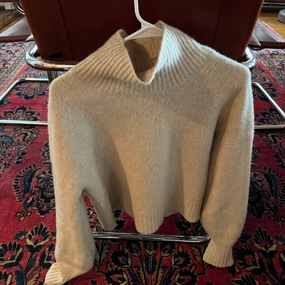 NAADAM Turtle Neck Cashmere Sweater
